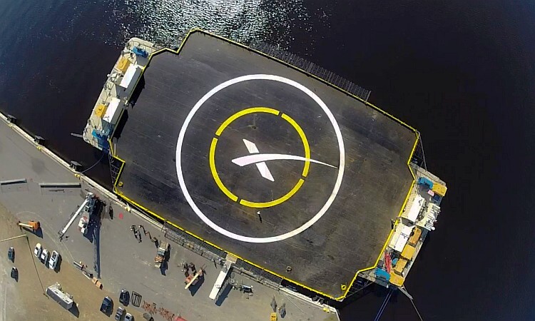 spacex drone landolási platform